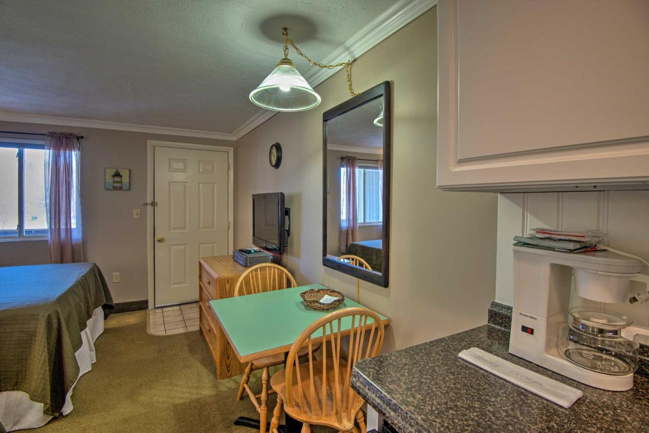 Southern Maine Retreat Less Than 2 Mi To Wells Beach! Екстер'єр фото
